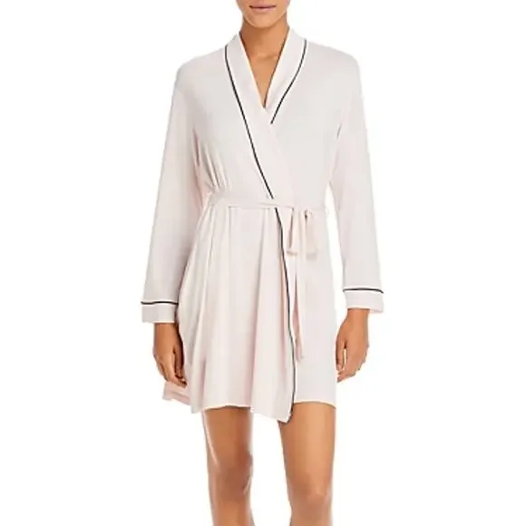 Eberjey light pink lightweight robe S/M